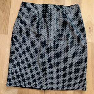 Black and white straight skirt never worn